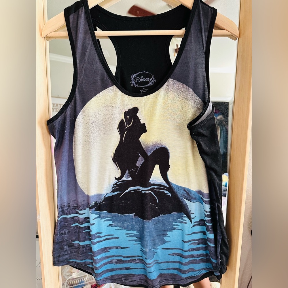 The little Mermaid tee ARIEL princess tank DISNEY size XL women’s top sea girls